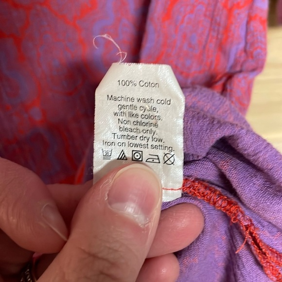 J.Crew size XXS Red & Purple Patterned V-neck Tunic Swimsuit Lightweight Coverup - Picture 6 of 7
